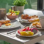 Serenity Hotel And Spa Kabinburi