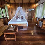 Kradan Beach Resort