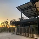 Hillview Terrace