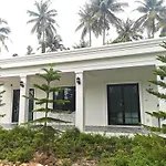 Tarn Villa Krabi