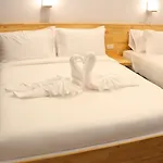 Moya Boutique Hotel
