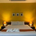 J Hotel