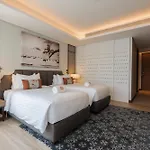 Luxury Apartments In The Laguna Near The Lake