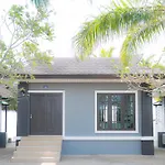 Baan Faa Talaychan Resort