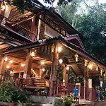 Maewin Guesthouse And Resort