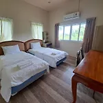 Armthong Resort