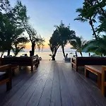 Sunny Cove Beach Resort Koh Phayam