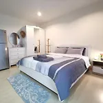The Beach Bangsaen Condo Sea View Room 327-62 Top Floor-Free Netflix