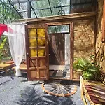 Tee Bungalow In The Jungle