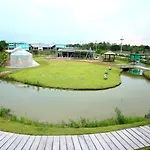 Menam Resort