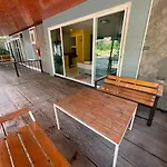 Rayonghouse Resort