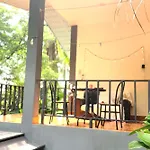 Mangrove Beach House Sri Thanu