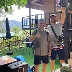 Sweed Dee Seaview Hostel
