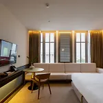 Hotel Moco