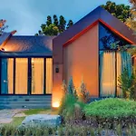 See Stars & Forest Resort