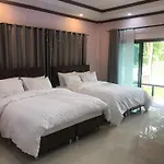Jindarin Villas