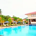 New Travel Beach Hotel & Resort