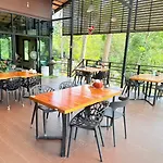 Baan Suan Hill Resort