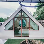 Nang Non Camping Ville นางนอนแค้มป์ปิ้งวิลล์