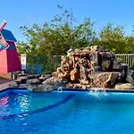 Mrk Resort & Massage