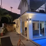 Villa Paradise, Pool And Sea View