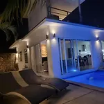 Villa Paradise, Pool And Sea View