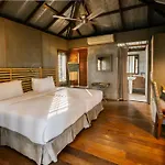 The Farmhouse At Polo Escape