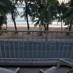 Sammy Seaview Mae Ramphueng Beach Front Golden Elephant บ้านช้างทองวิวทะเลหน้าหาดแม่รำพึง