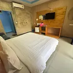 Jingle Bells Resort