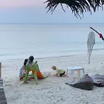 ลุงดำฮัทบีช