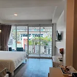 Koh Larn Riviera