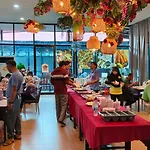 Trang Oasis Waterpark Hotel