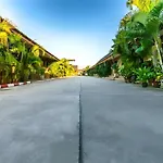 Baan Suan Rim Num Resort