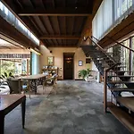 Nachan The Antique Courtyard