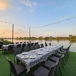 Mango House Resort