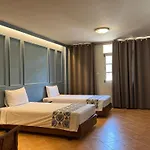Sun Hotel