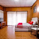 Oyo 490 Chiangsan Golden Land Resort2