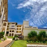 Royal Hill Satun Hotel
