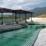 Breeze Hill Resort