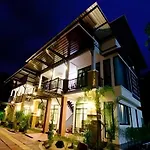 Nattha Waree Hot Spring Resort And Spa
