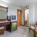 Lake Inn Hotel