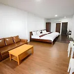 Baan Suan Aou Khai