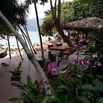 Decho Beach Resort