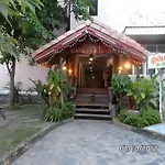 Ban Bua Resort And Hotel