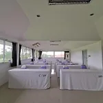 Phet Cha-Am Plaza&Resort