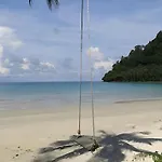 Ko Kut Ao Phrao Beach Resort
