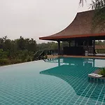 Poochommhok Resort