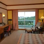Bp Samila Beach Hotel & Resort
