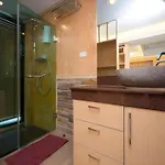Phi Phi Nice Beach Hotel Hip