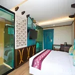 Phi Phi Nice Beach Hotel Hip